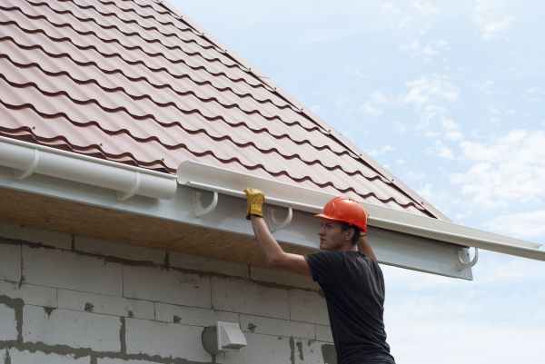 Rain Gutter Repair in Peyton