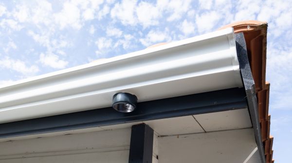 Seamless Gutters Installation in Peyton
