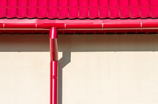 Cost of Downspout Reattachment in Peyton
