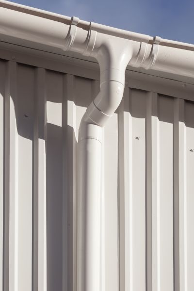Building Gutter Replacement in Peyton